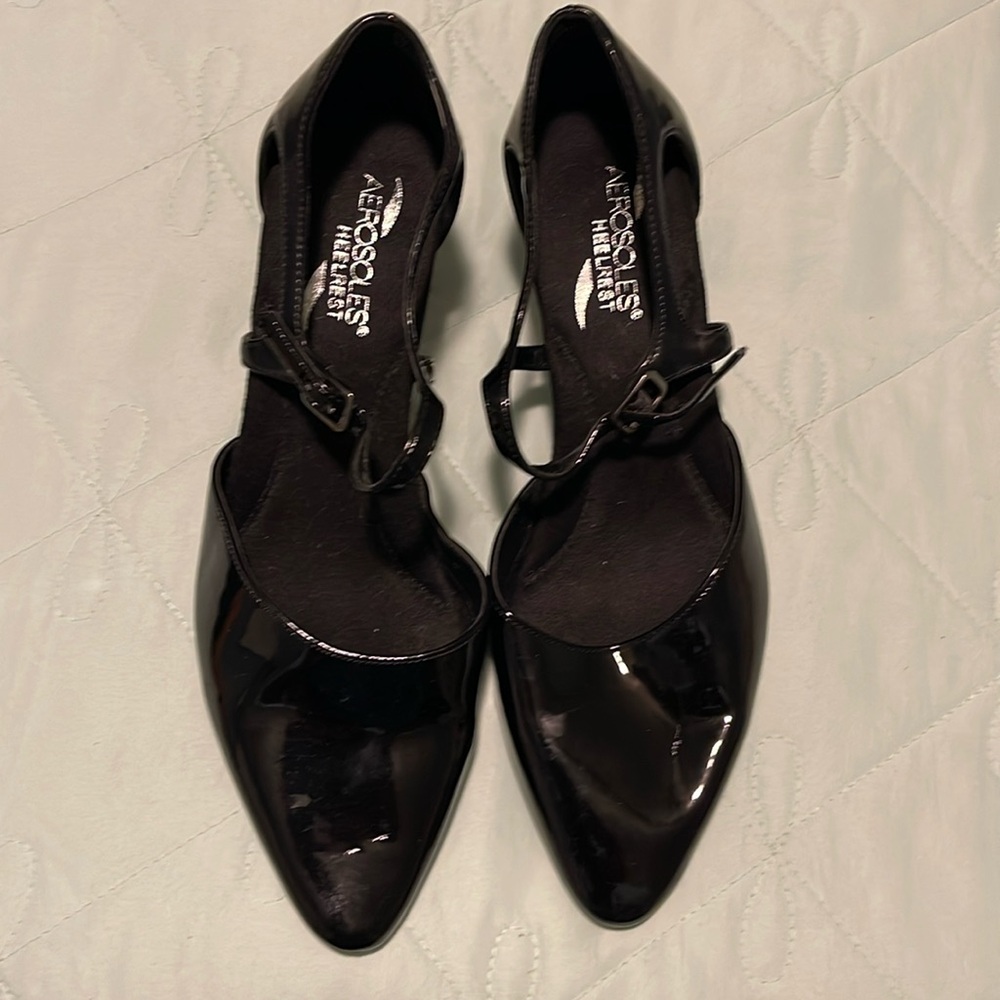 Aerosols Heelrest dress shoes size 8